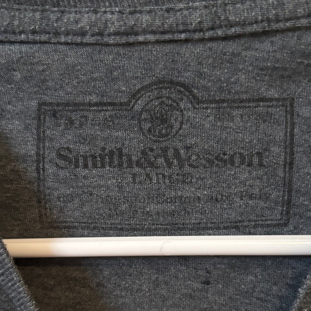 Smith & Wesson Men's Short Sleeve Tee in Charcoal Gray - Picture 2 of 3